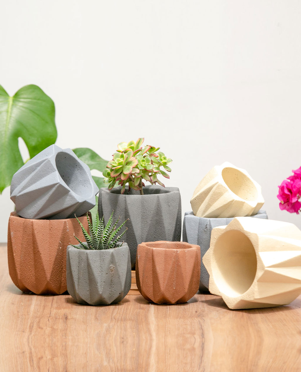 Macetero origami concreto